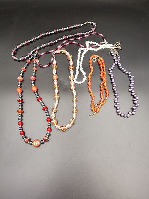 Selection of necklaces including mostly sterling silver clasps, pearls, glass beads, carnelian 