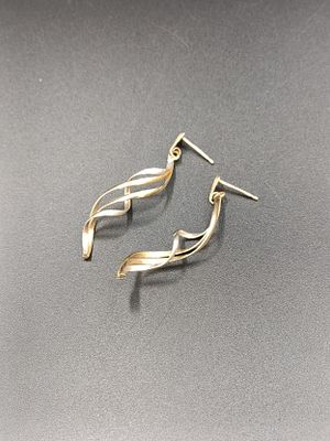 Pair of 9ct gold yellow and white spiral drop earrings, approximately 2.37grams