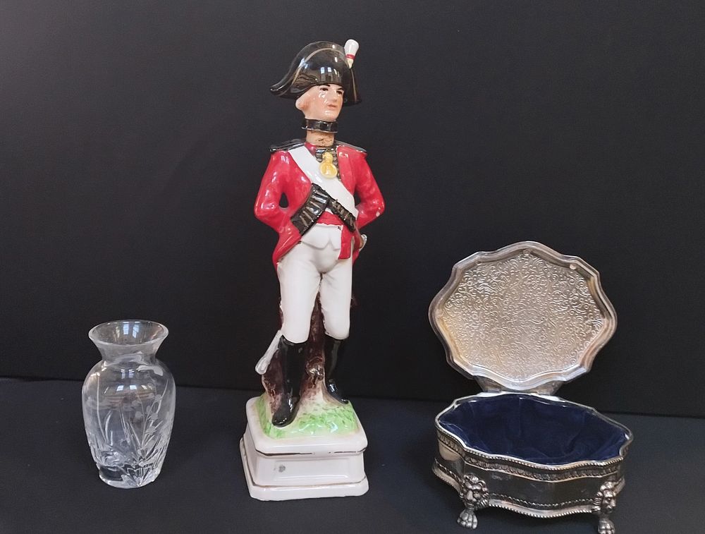 Lot 166: 3 items including a Waterford small vase, chromed...