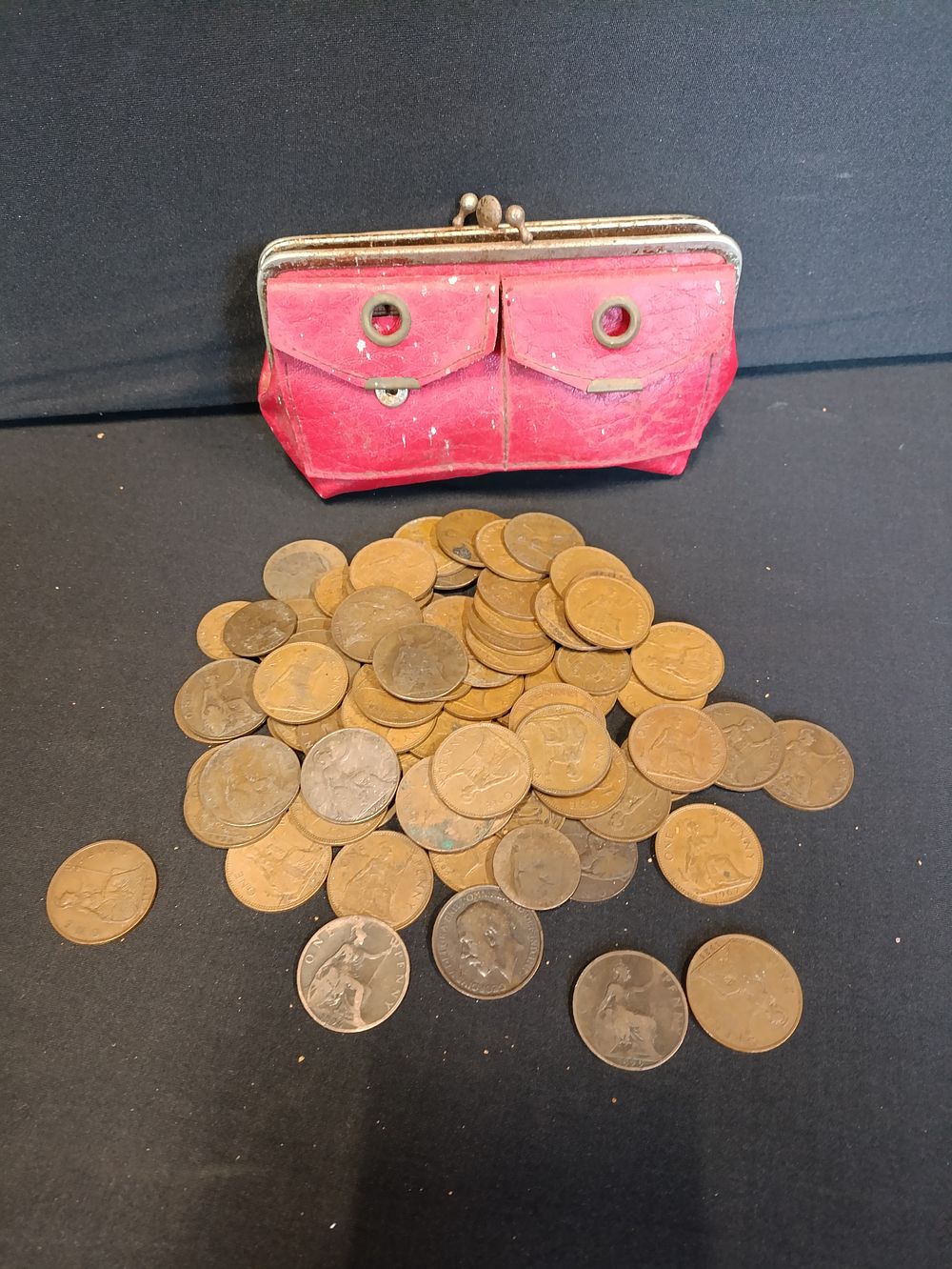 Lot 181: Vintage purse full of coins dating as far...