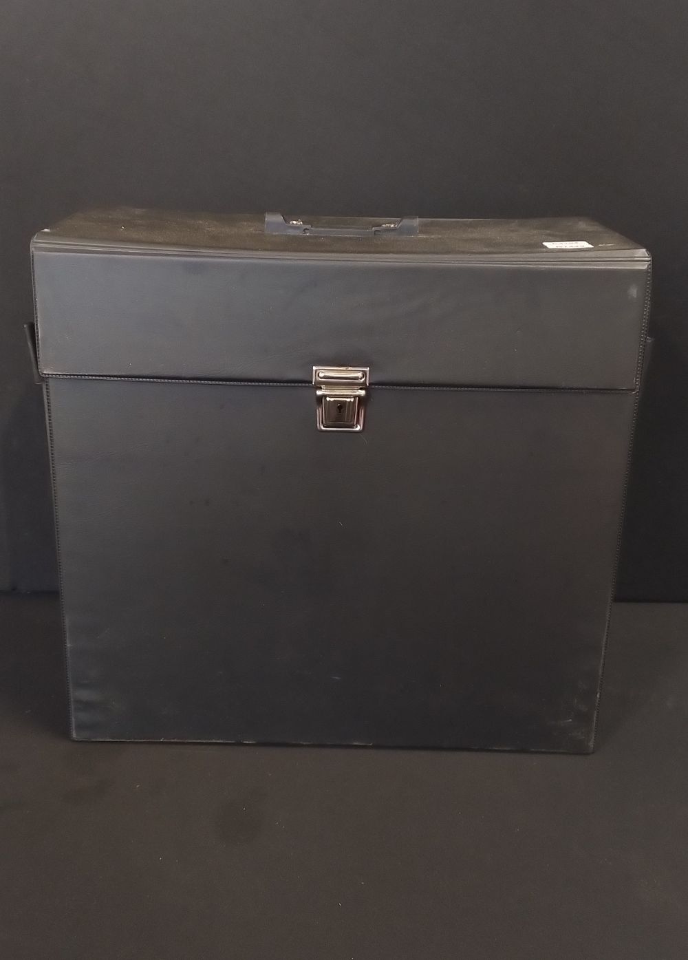 Lot 207: Record box containing various vinyl albums including Barry...