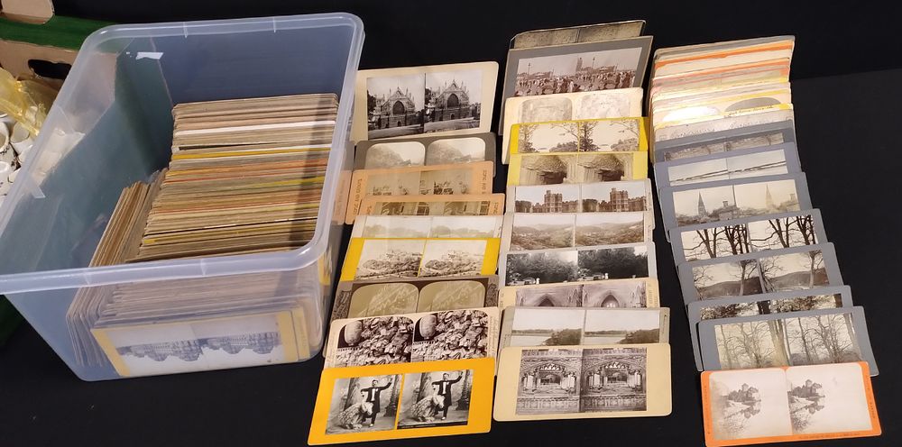 Lot 350: Large quantity of vintage stereo viewer scope images