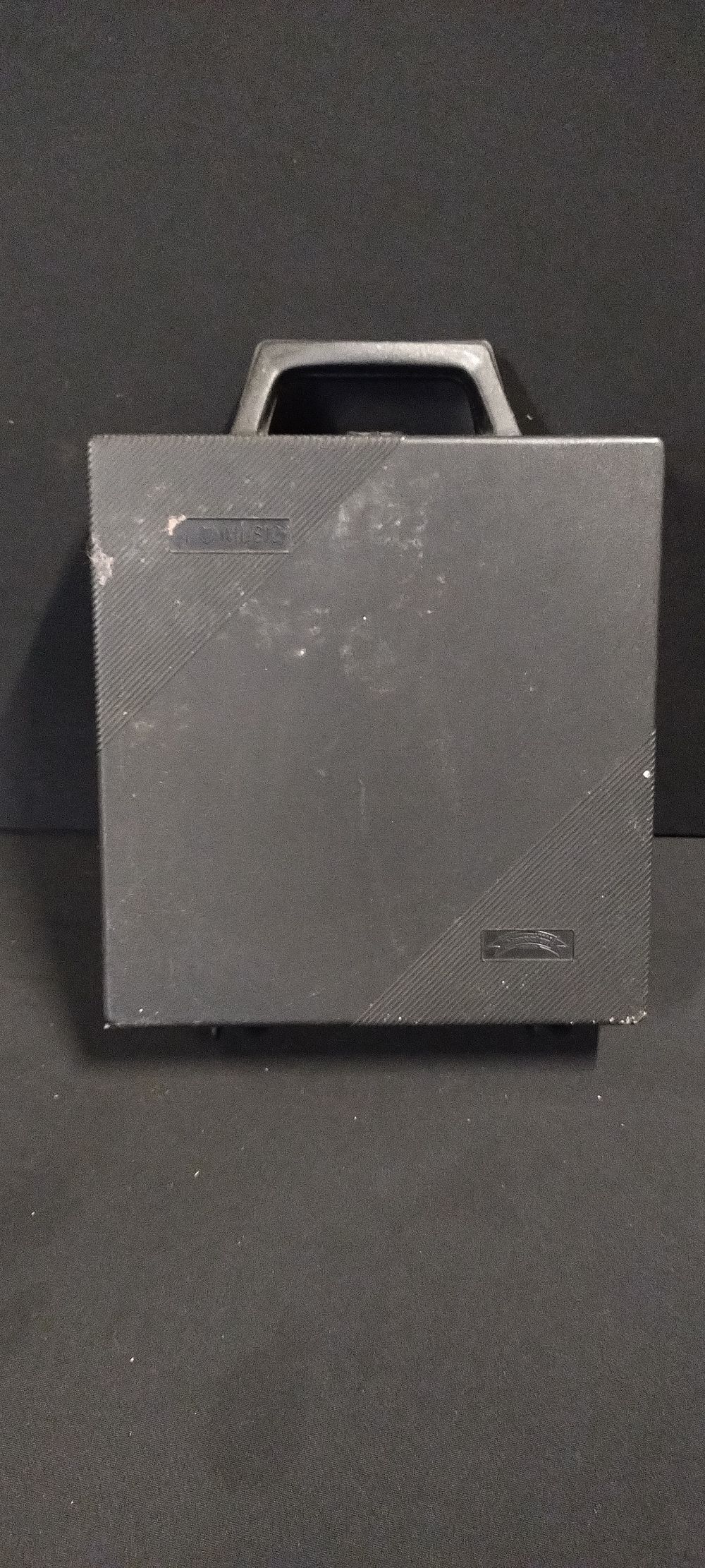 Lot 362: Cassette box containing 24 cassettes of various artists...