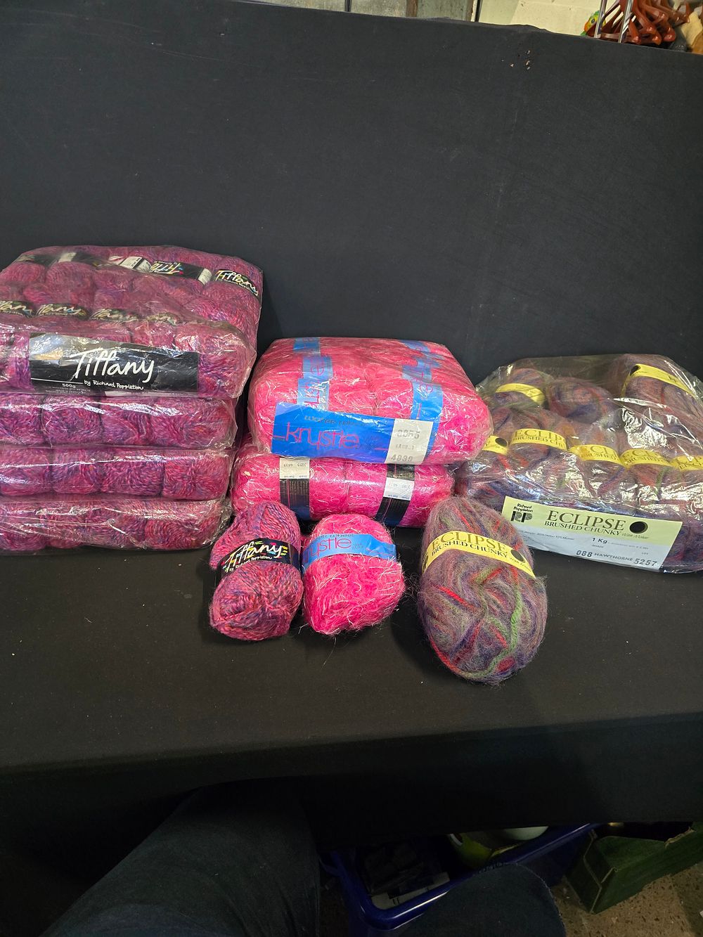 Lot 415: A large quantity of brand new wool. Includes...