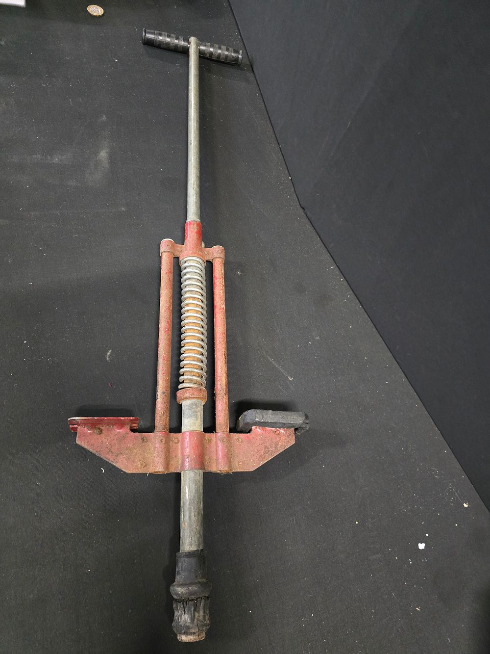 Lot 444: Vintage metal pogo stick