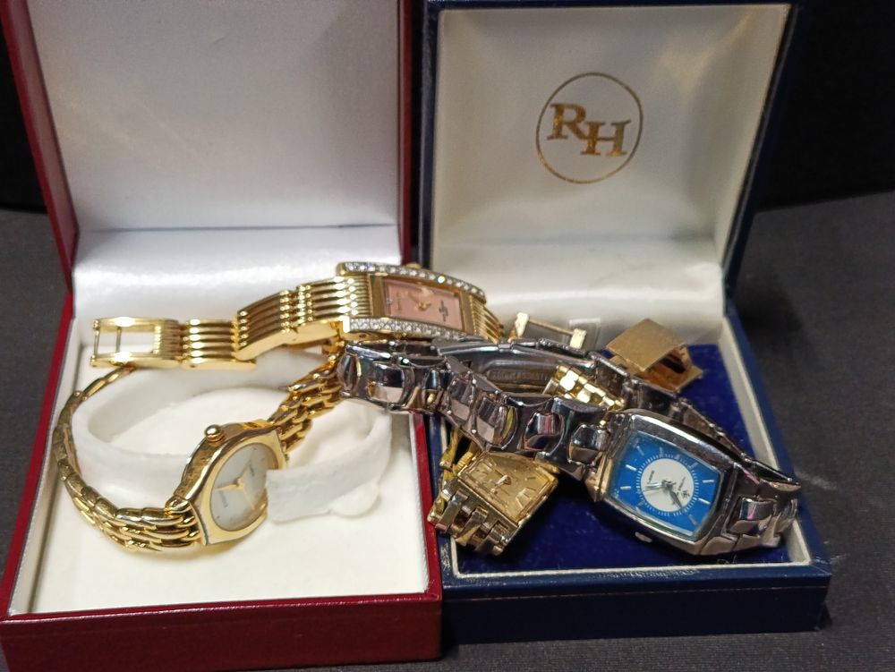 Lot 449: Selection of vintage ladies watches