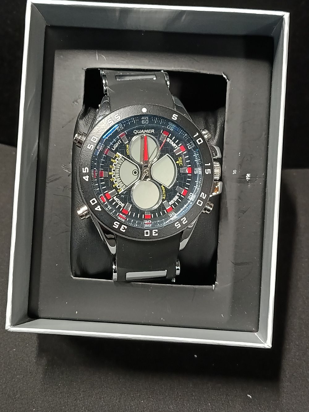 Lot 454: Gents Quamer Watch
