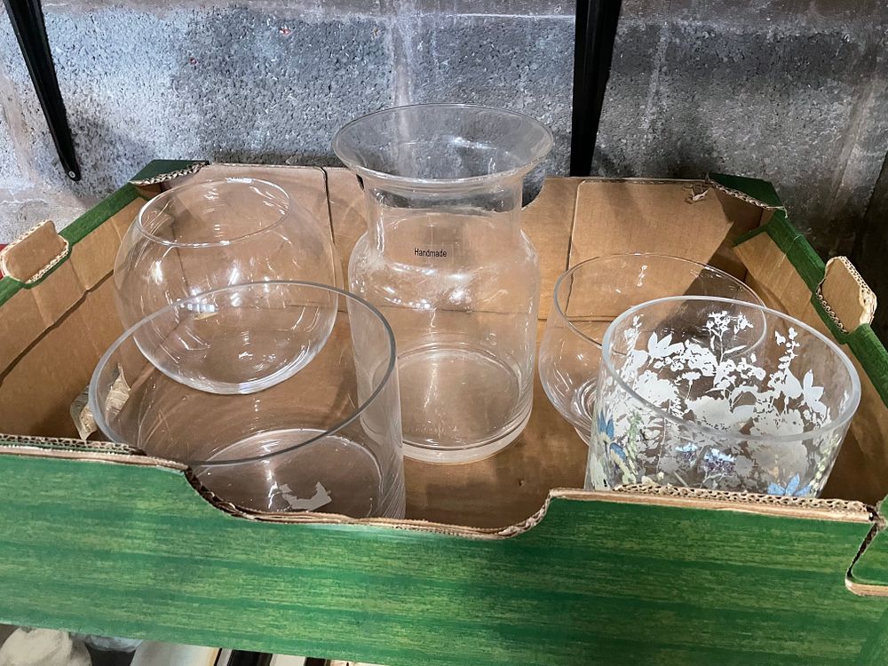 Lot 100: Selection Of Large Glass vases