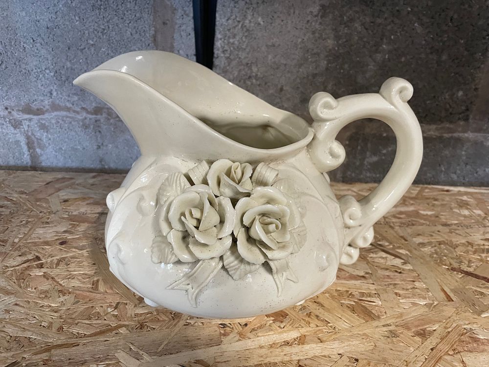 Lot 119: Large Ceramic Jug With Rose Decoration