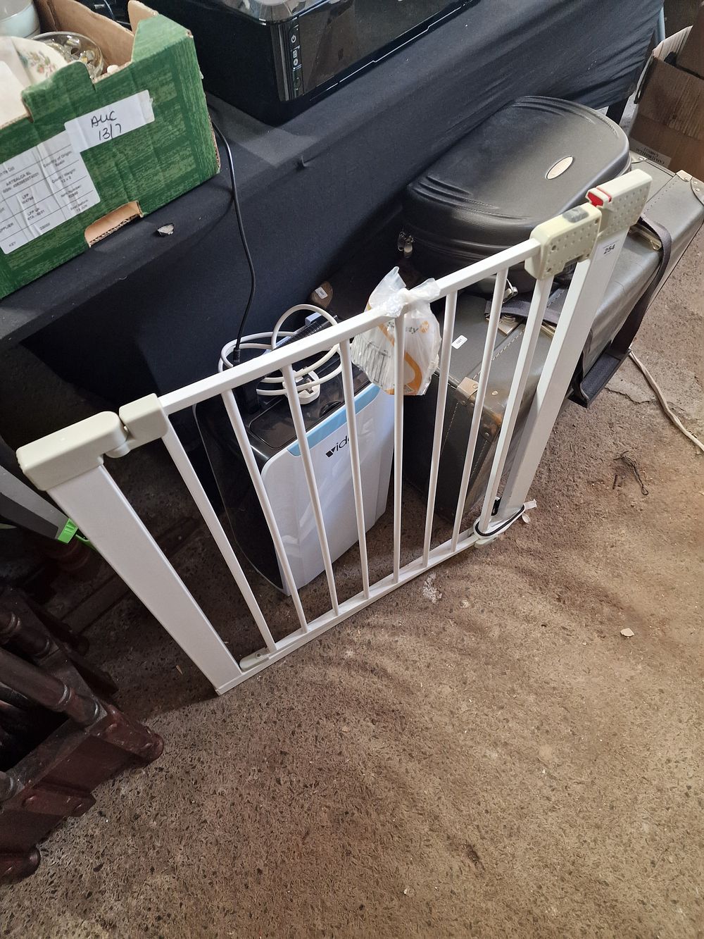 Lot 196: Baby gate