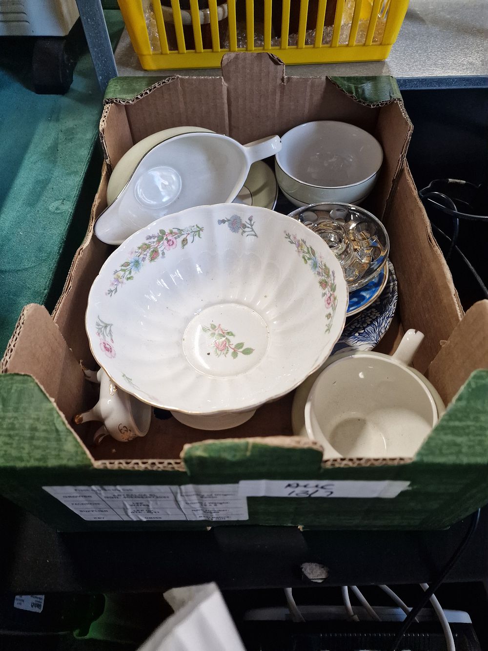 Lot 201: Selection of Vintage Collectable plates, bowls and gravy jugs