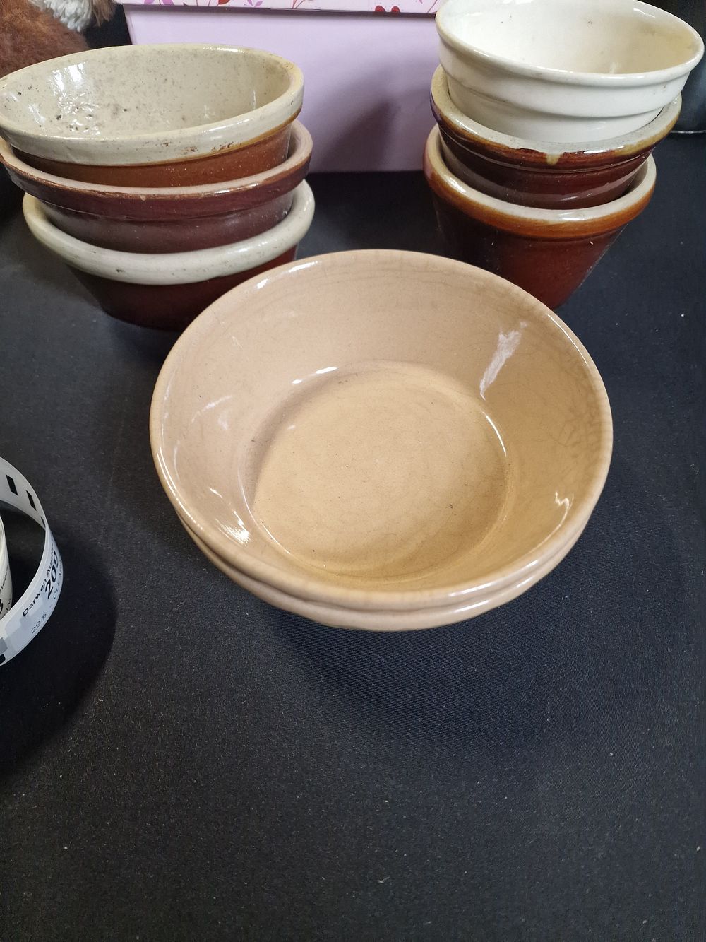 Lot 209: Selection of Vintage ramekins and pie bowls