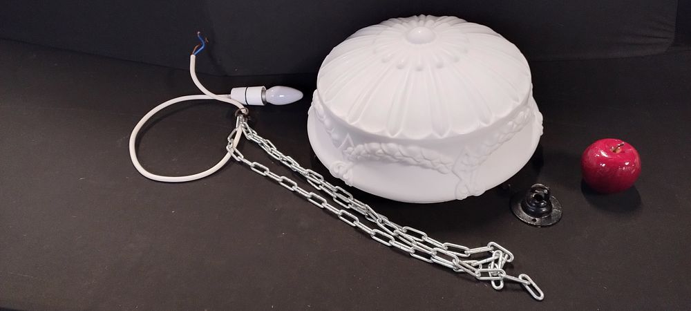 Lot 77: Deco glass 3 chain ceiling pendant in white...