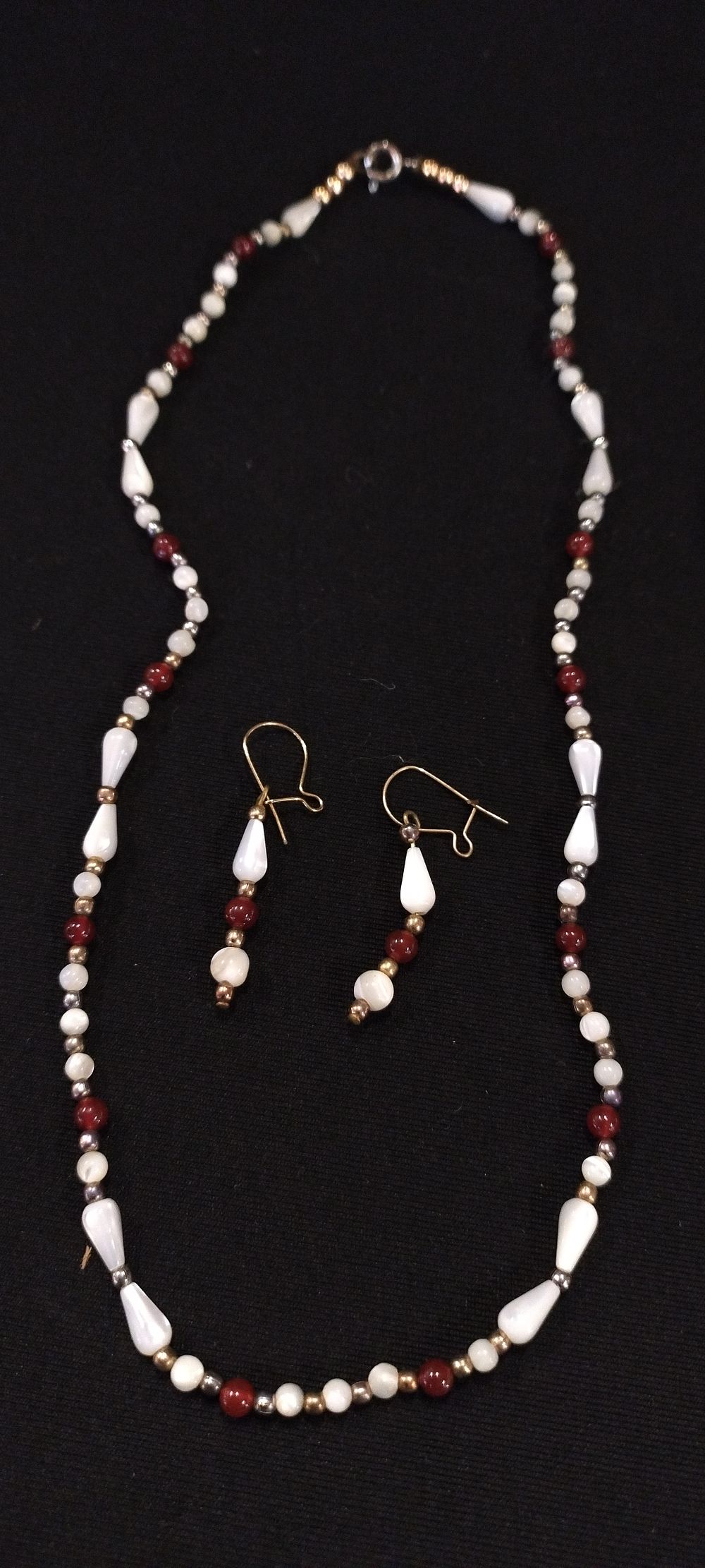 Lot 97: 5 x Necklaces including faux pearls and earrings...