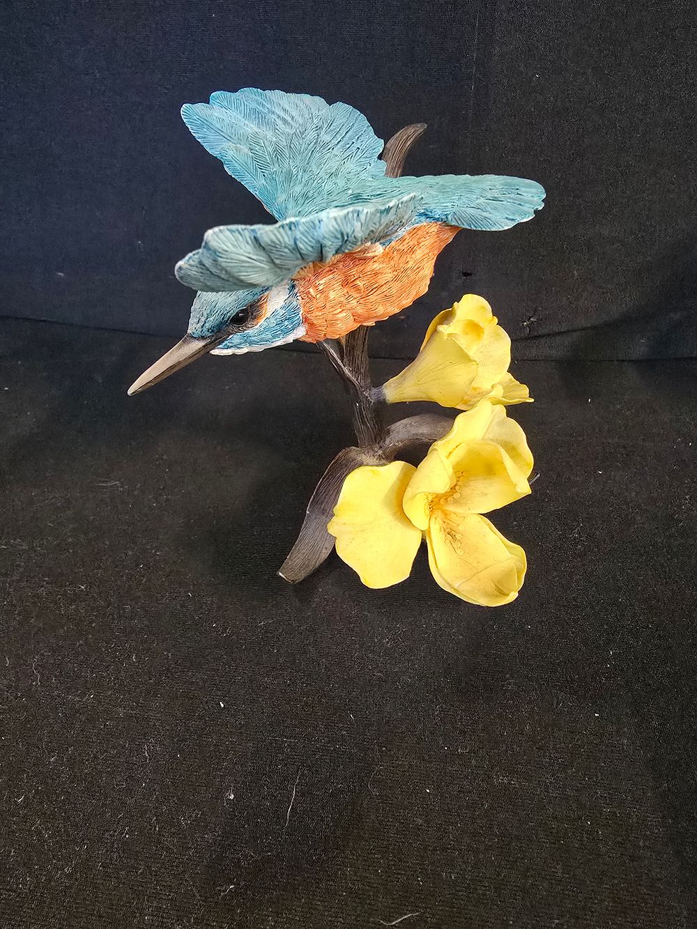 Lot 123: Country Fine arts King Fisher on yellow Irish.