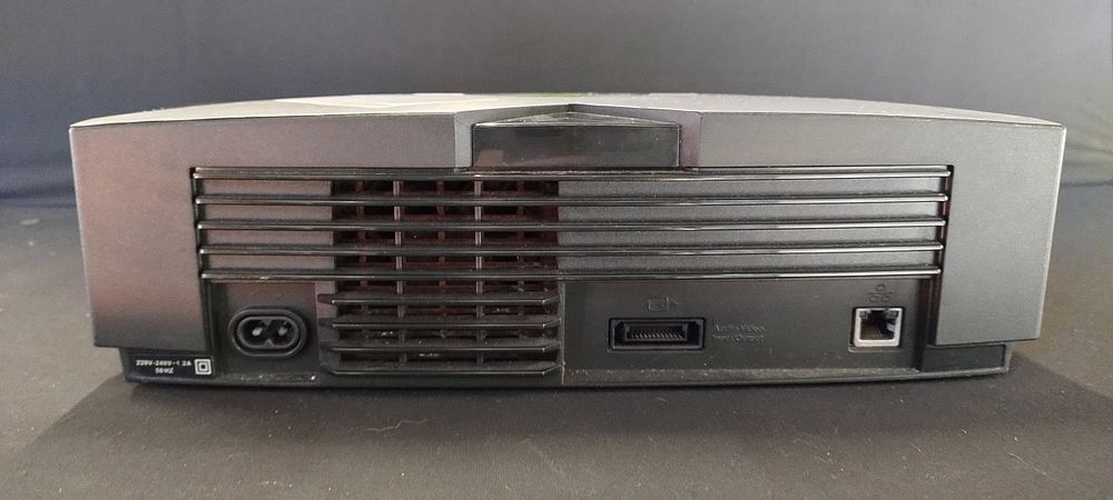 Lot 152: Xbox 360 spares or repairs