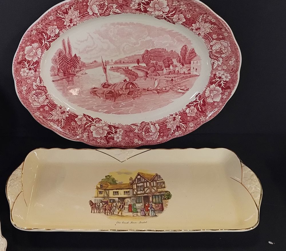 Lot 166: Mixed lot of serving platters a french tin...
