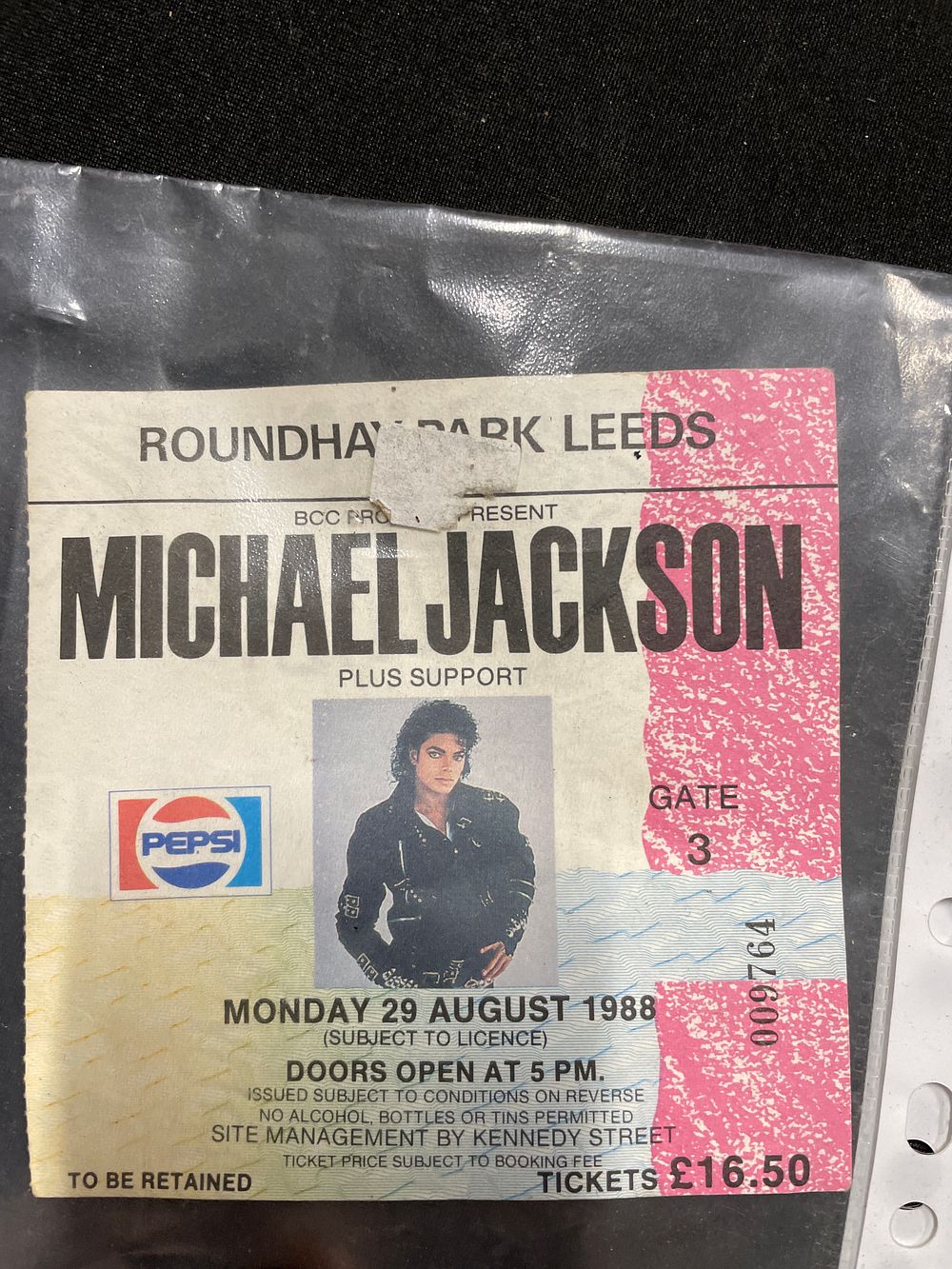 Lot 282: Michael Jackson Concert Ticket Stub 1988