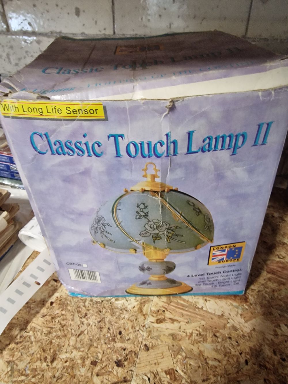 Lot 292: Classic touch lamp 2 with 4 level control