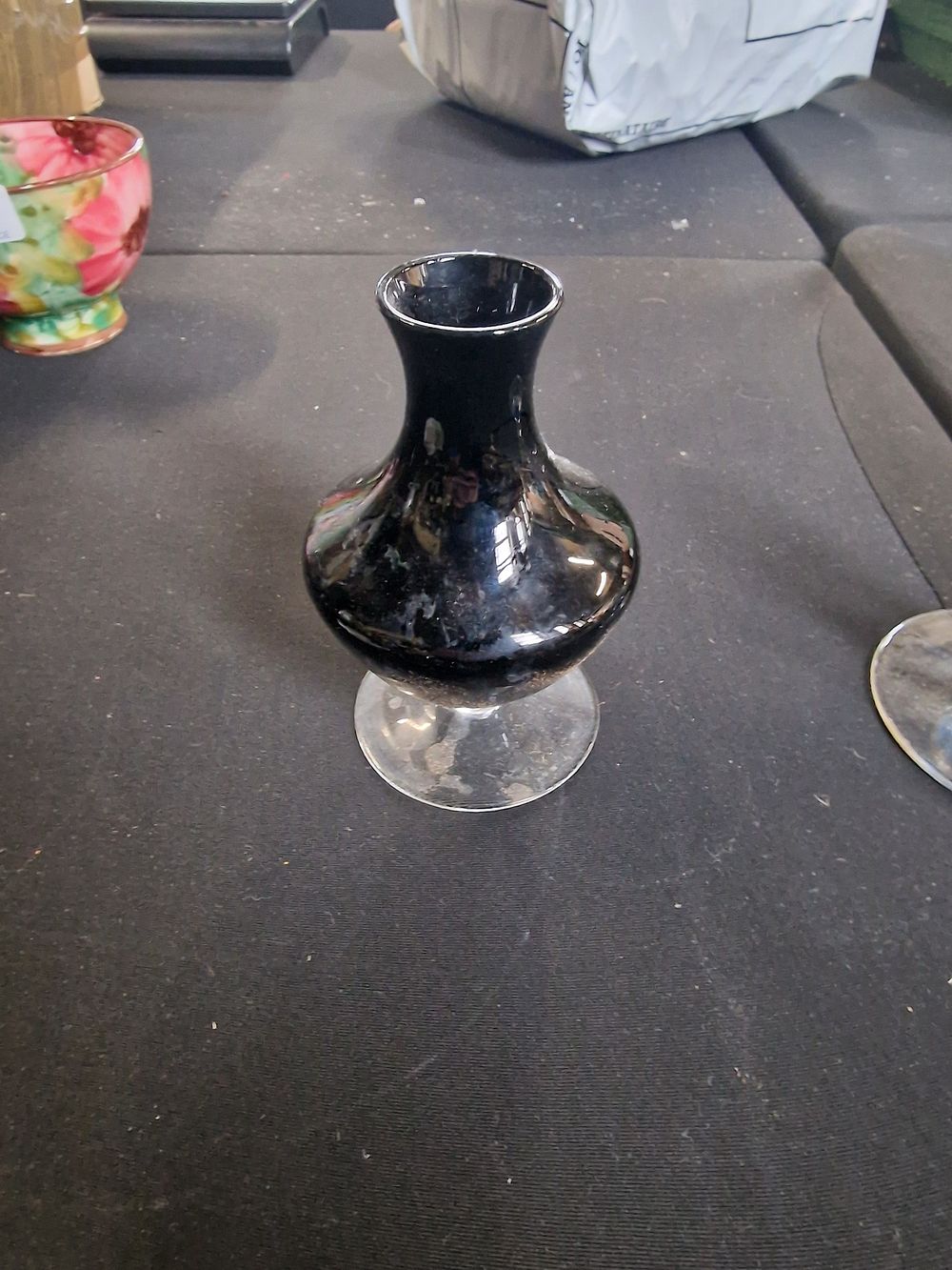 Lot 305: Partylite glass vase