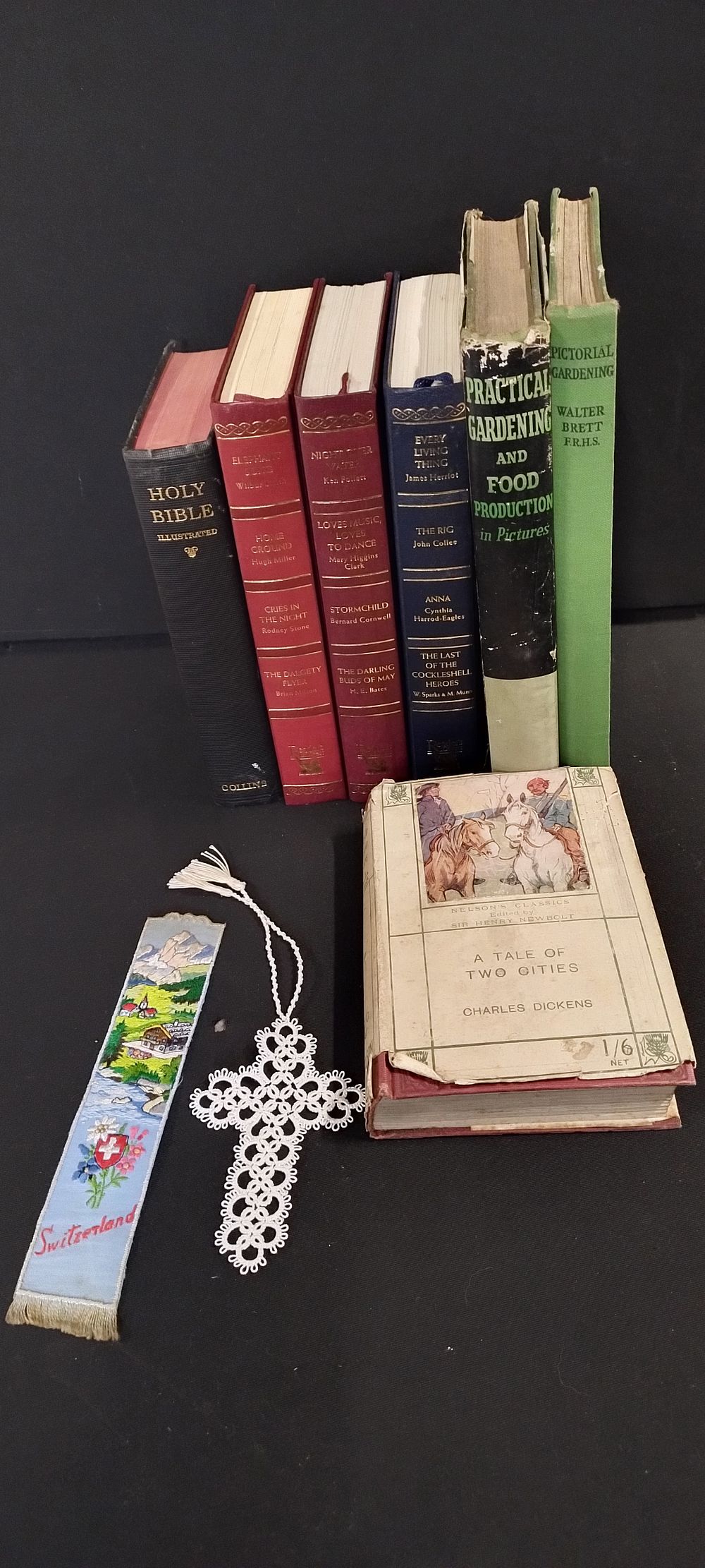 Lot 208: Various books including a tale of two cities,...