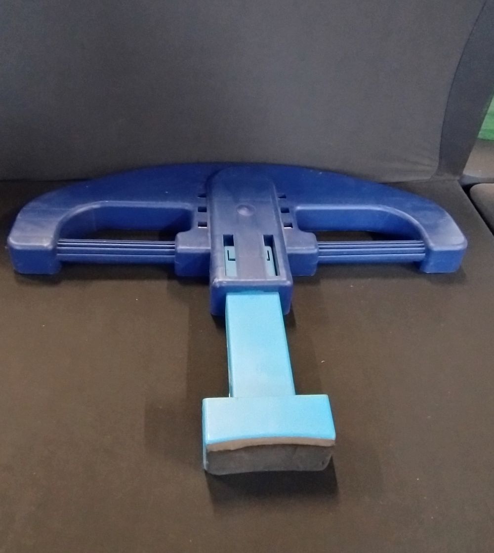 Lot 241: Ab trainer