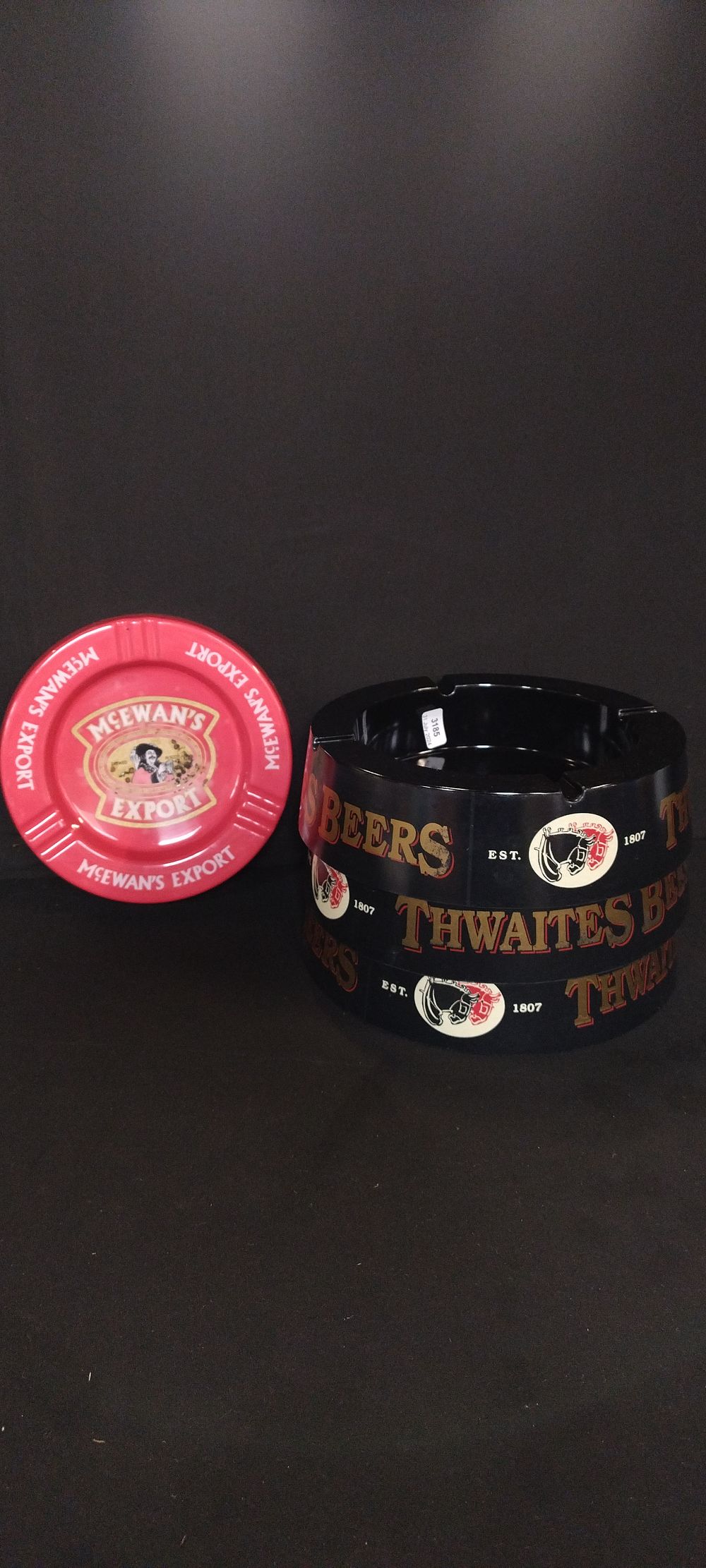 Lot 271: 4 public house ashtrays, Thwaites a McEwan's red...