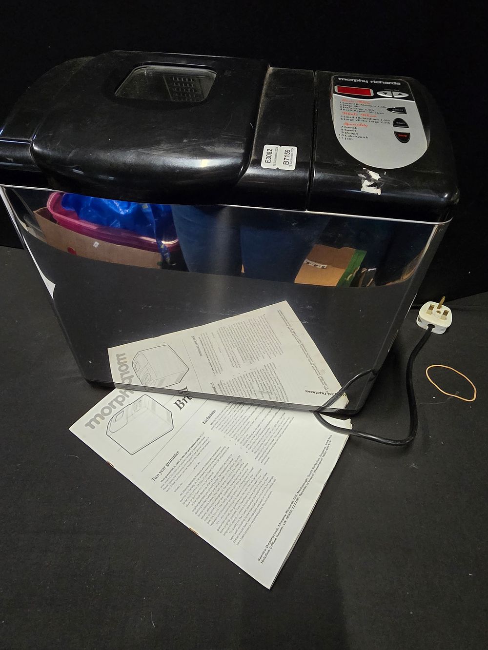 Lot 320: Morphy Richards bread maker