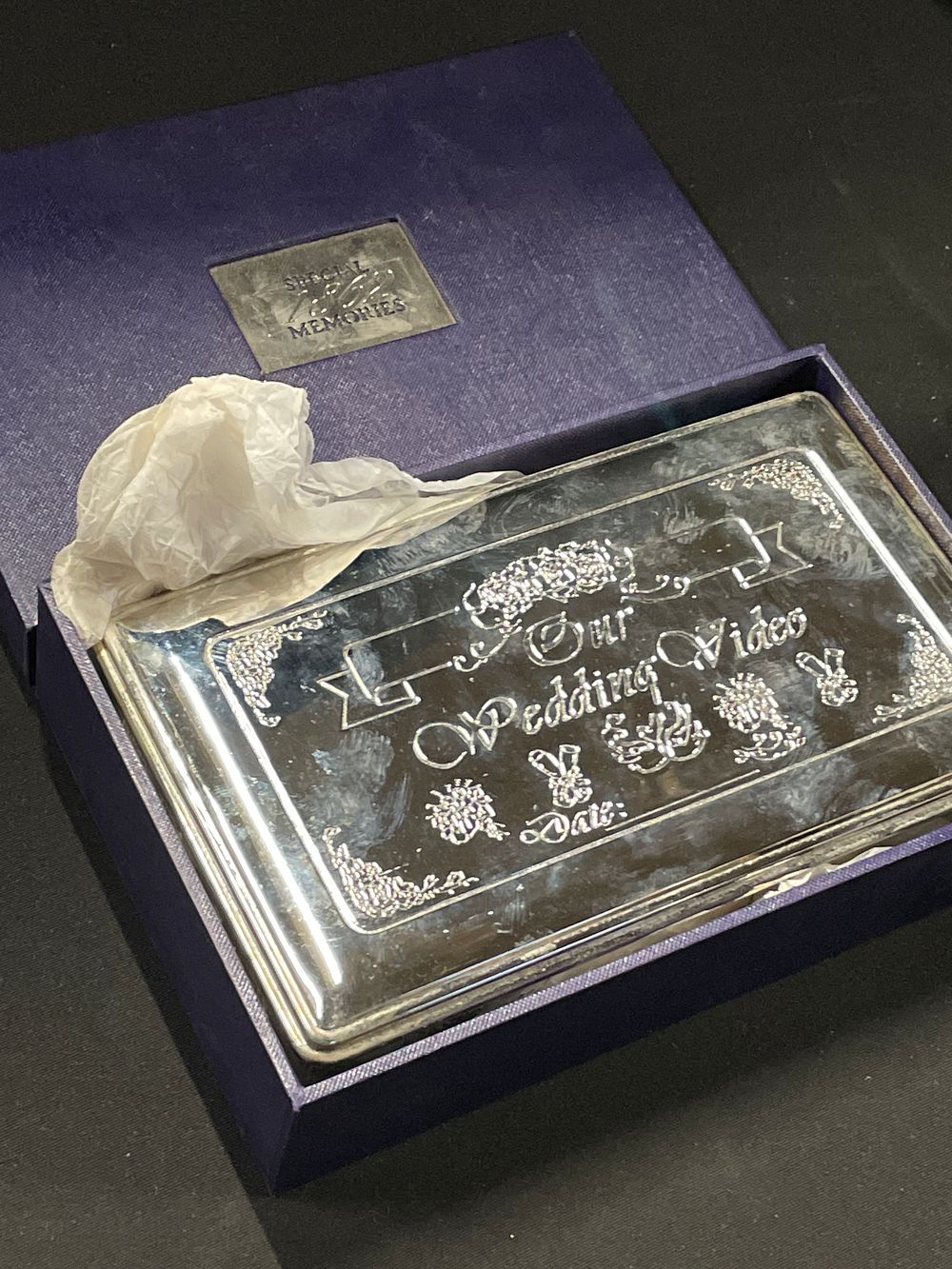 Lot 391: Special memories silver plated box