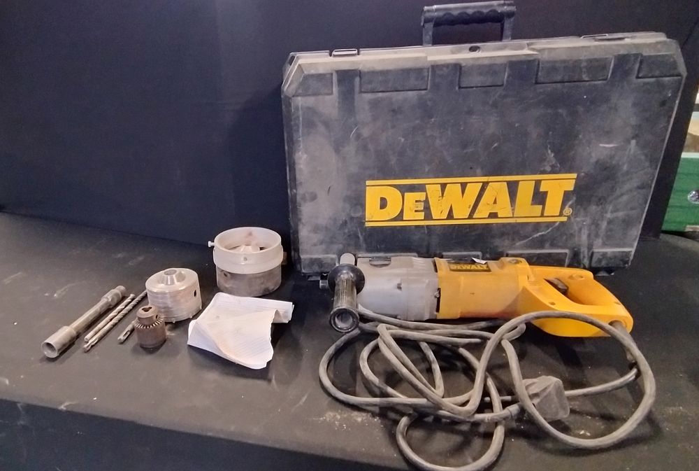 Lot 360: DeWalt Dry Diamond drilling machine, drill bits and...