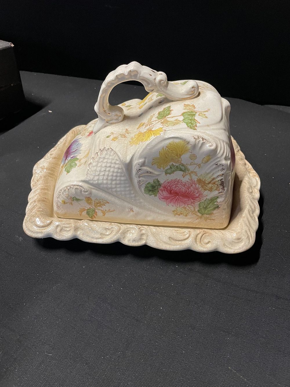 Lot 378: Antique James Kent Langton Cheese Dish in chrysanthemum...