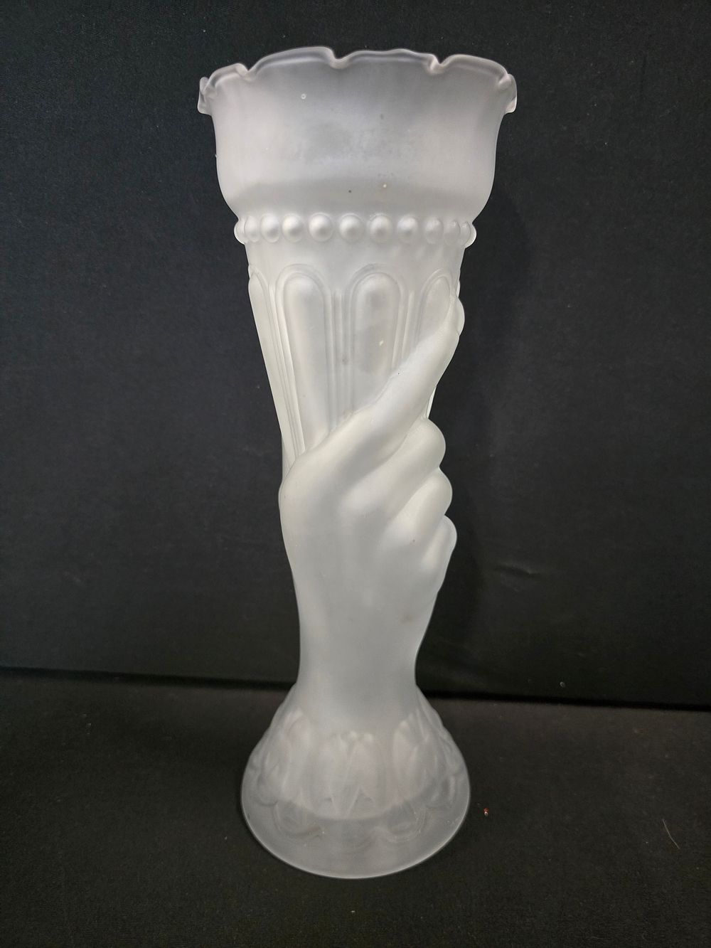 Lot 415: Unusual Art Deco opaque glass vase with a...