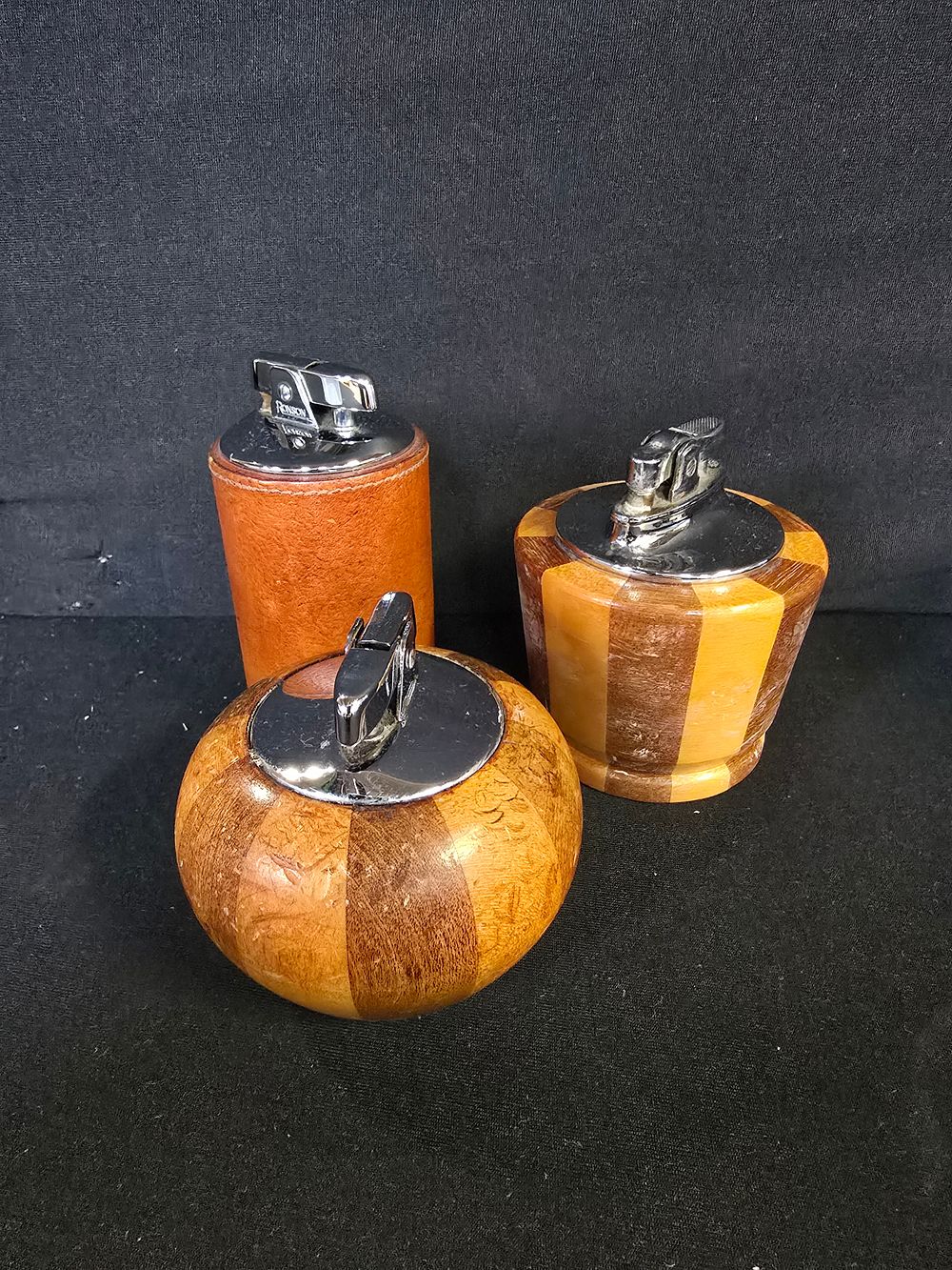 Lot 438: Three Ronson terrine table lights less