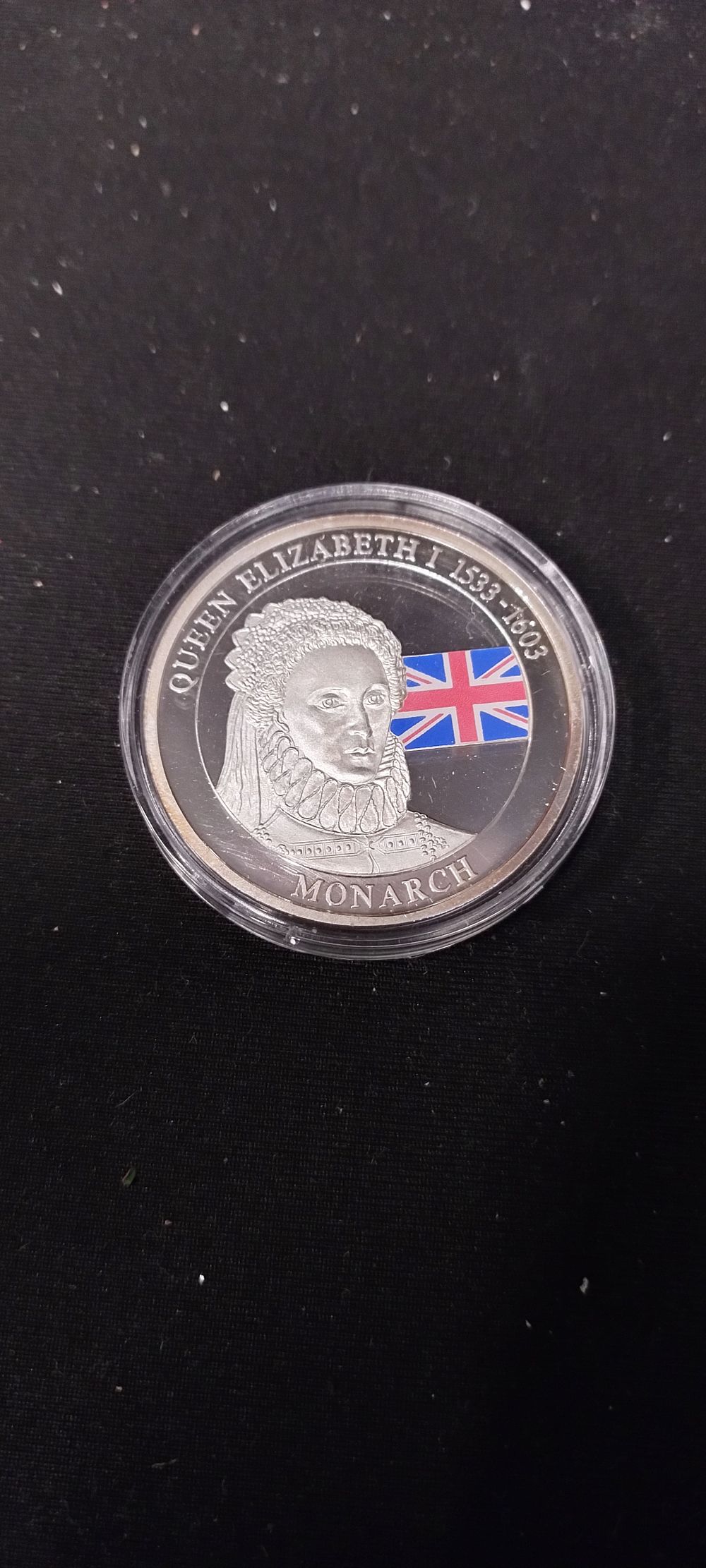 Lot 449: Limited edition coin with enamel flag featuring Queen...