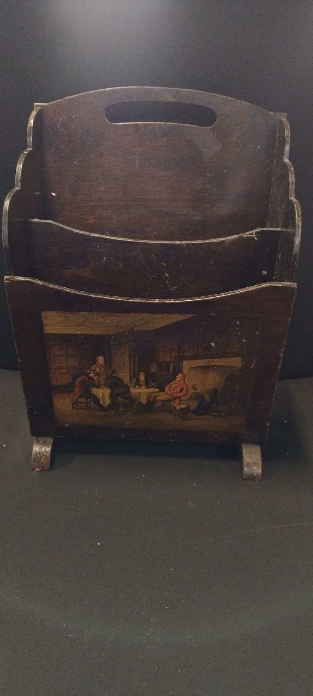 Lot 456: Vintage wooden 2 slot magazine rack with design...