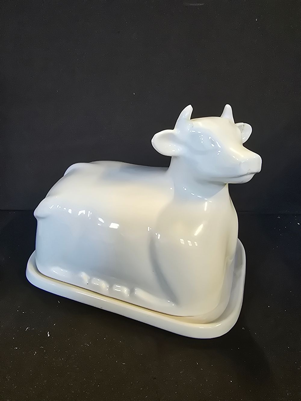 Lot 471: White Bulll large butter dish