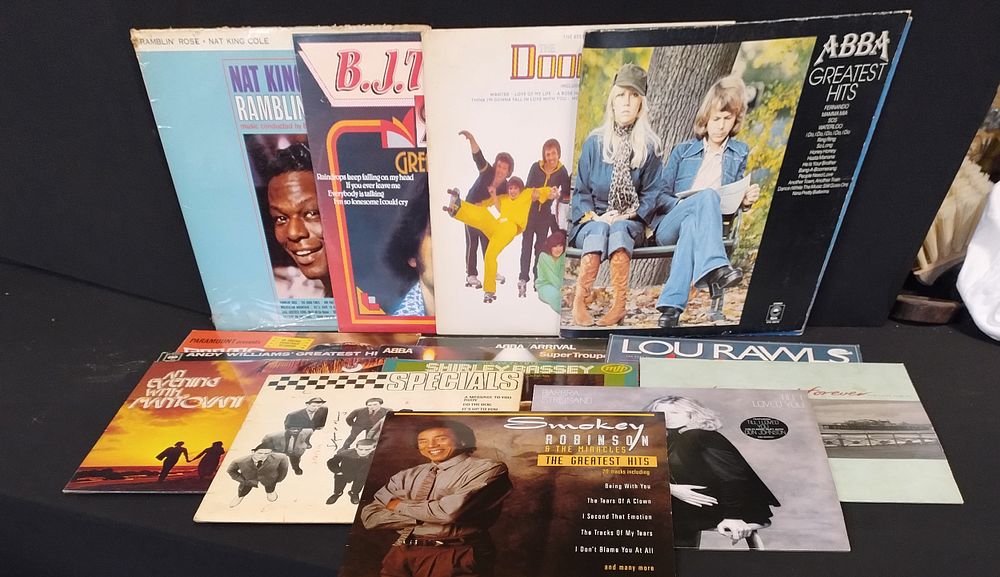 Lot 513: Record box containing vinyl albums from various artists...