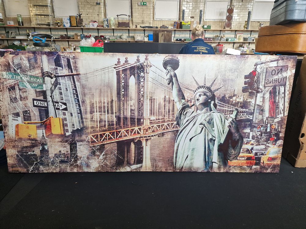 Lot 155: New York City Canvas 140x60cm
