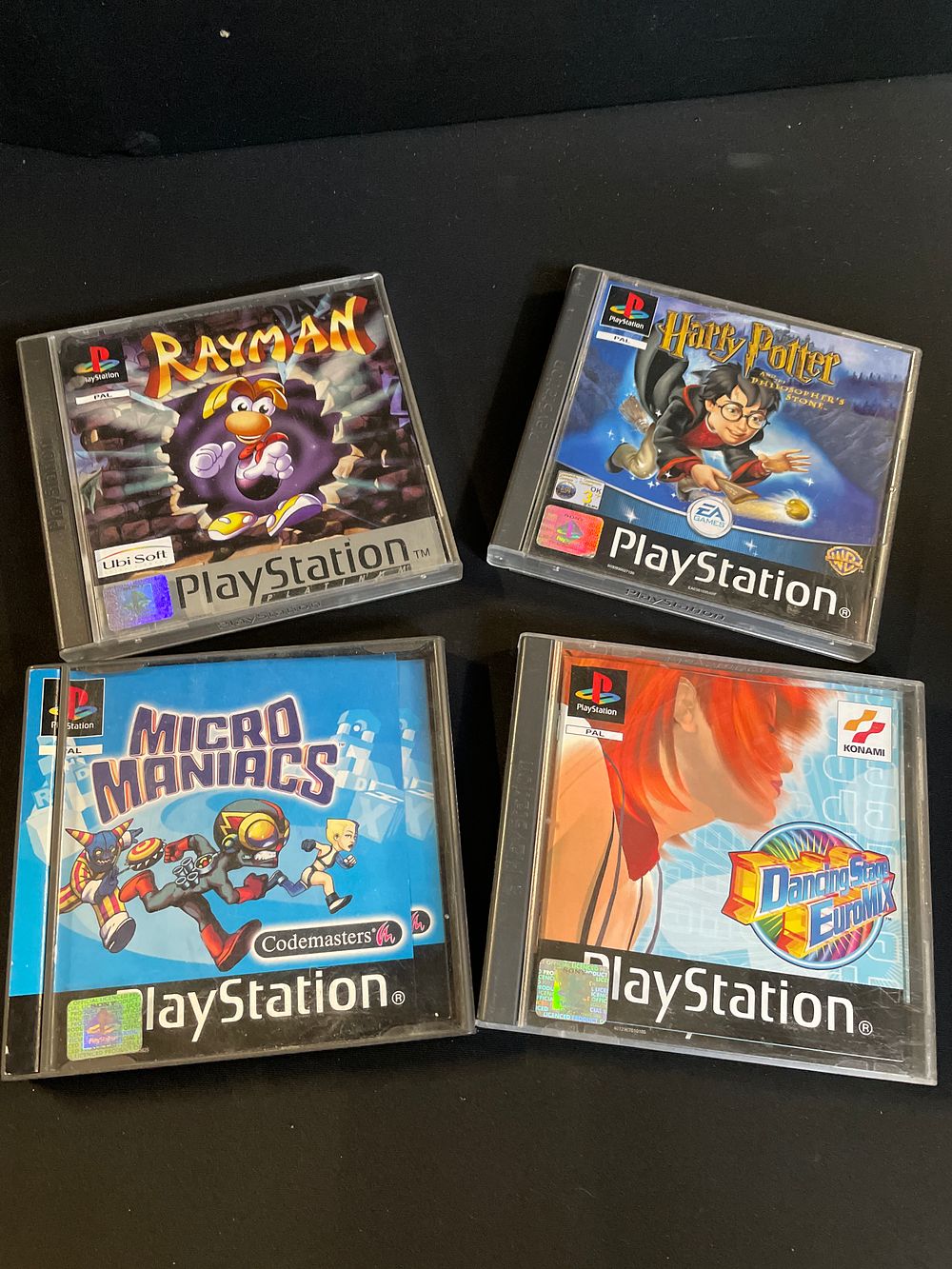 Lot 194: 4 x PlayStation 1 Games