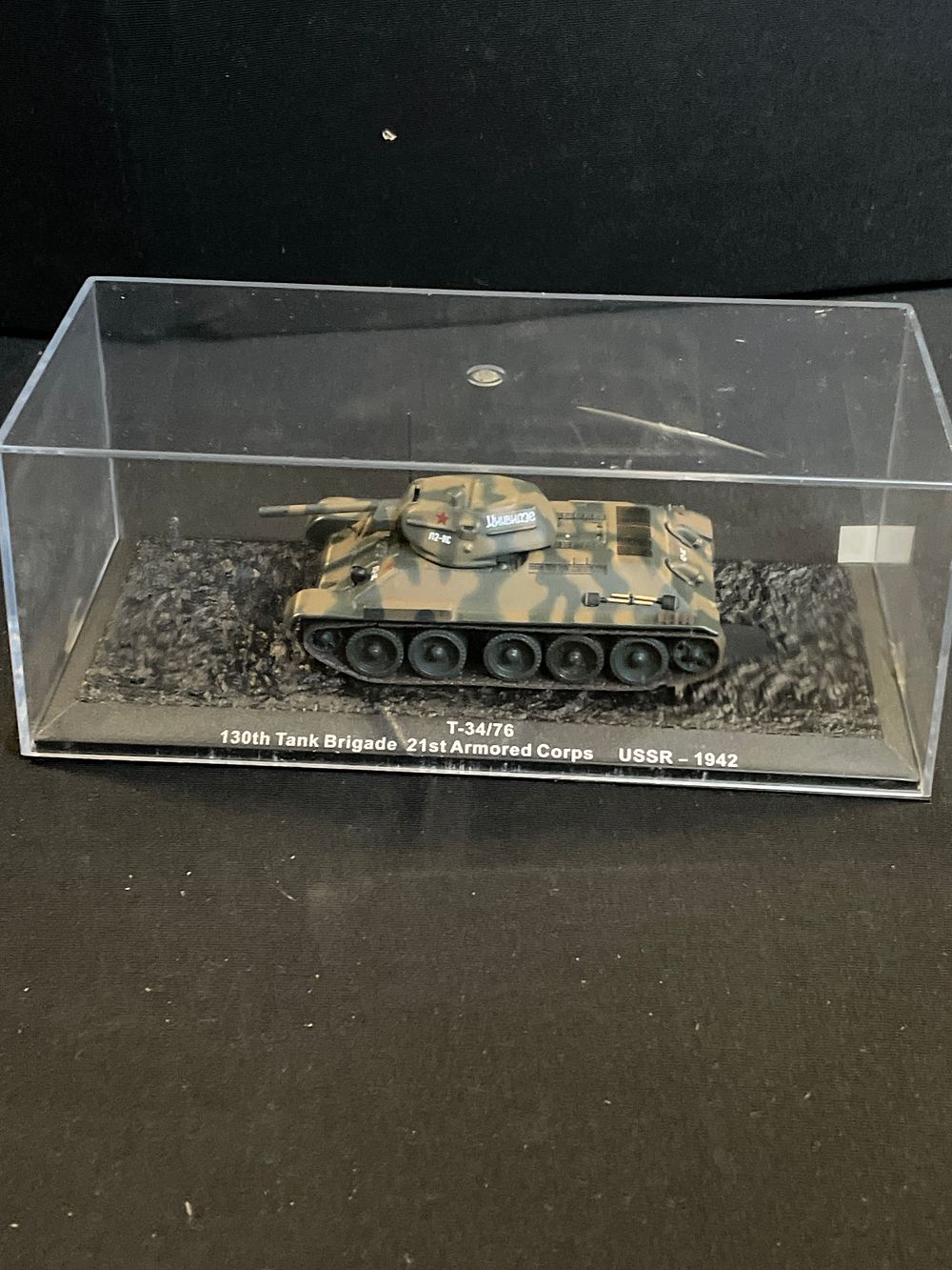 Lot 198: USSR model Tank