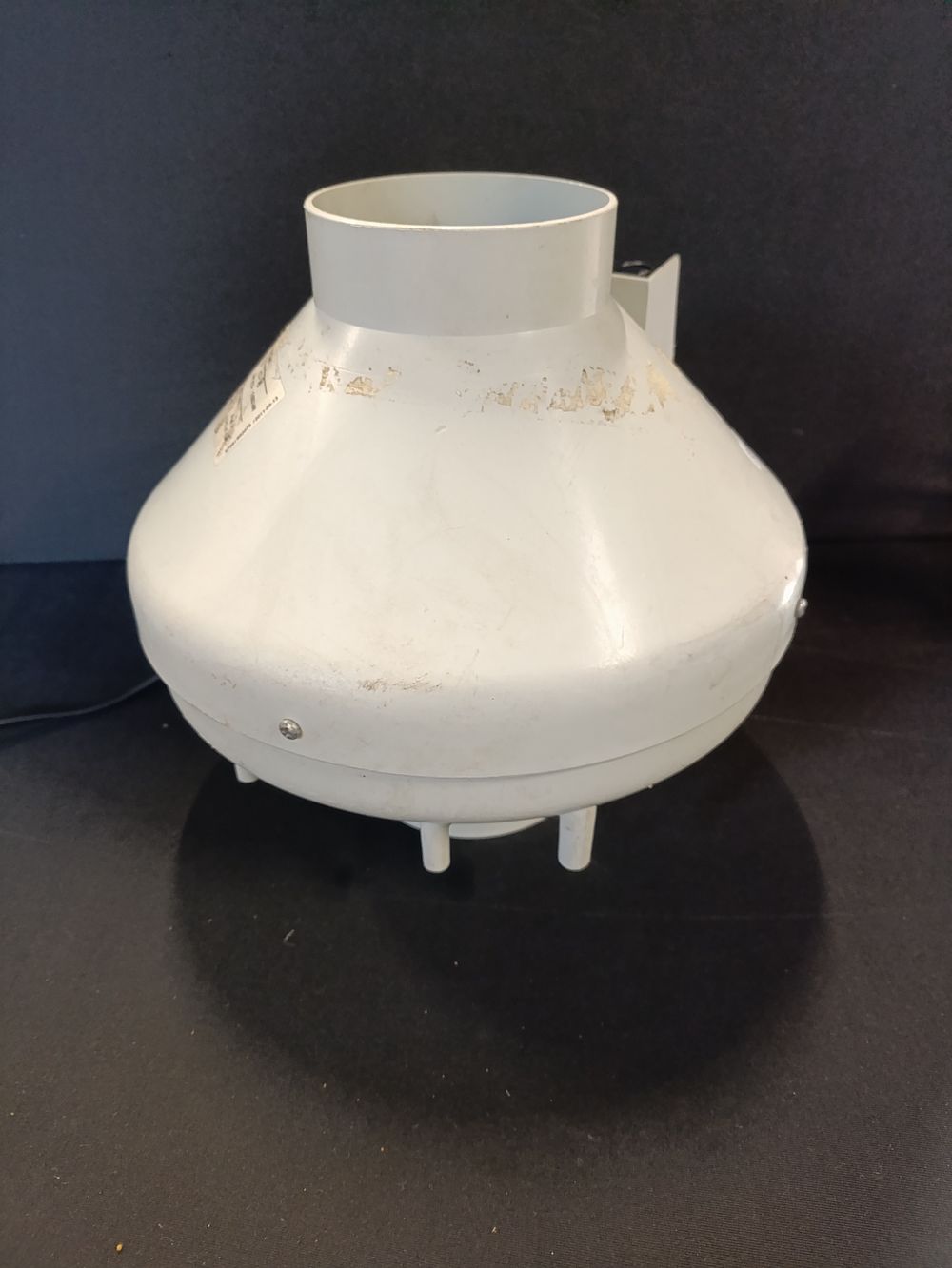 Lot 184: Hydroponics Filter extraction fan