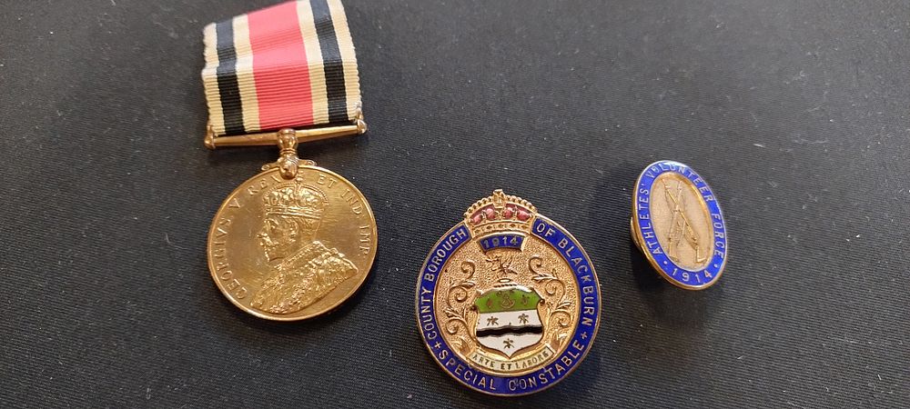 Lot 196: WW1 George V Special Constabulary medal The Great...
