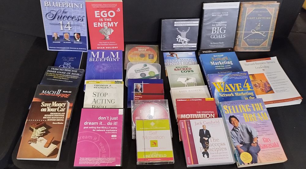 Lot 272: Books and CDs on mixed subjects