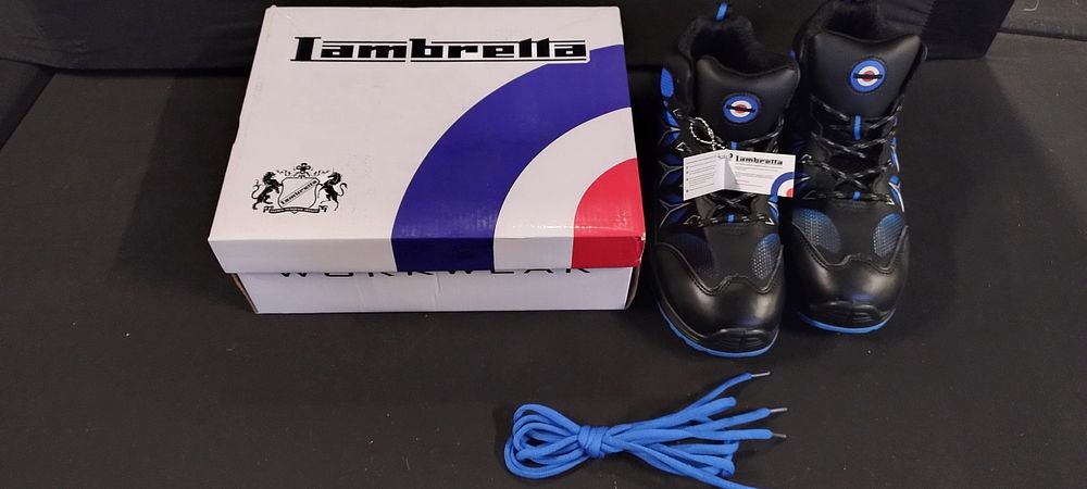 Lot 416: Lambretta workwear safety boots black and blue with...