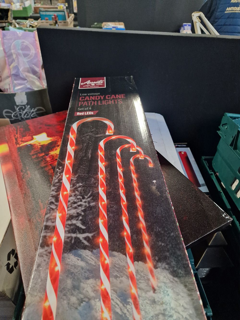 Lot 314: Christmas candy cane path lights - tested for power