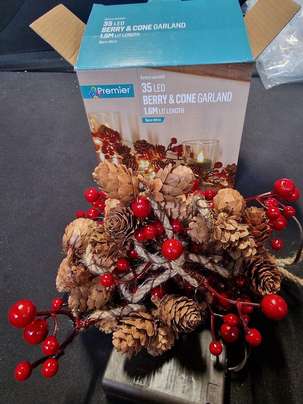 Lot 347: 35 LED berry and cone decorative lights