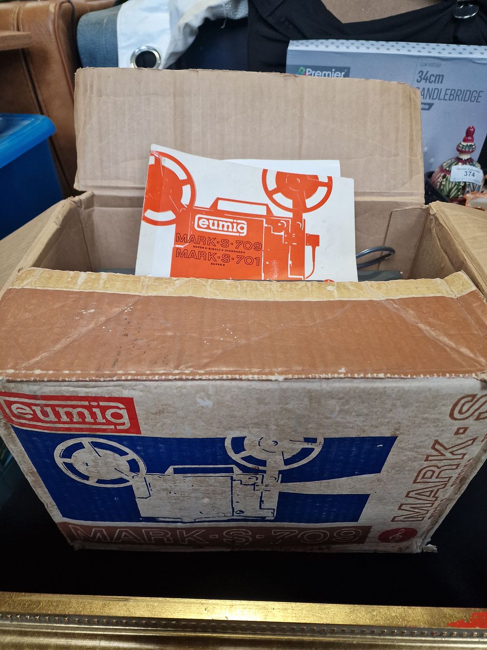Lot 386: Vintage projector in original box
