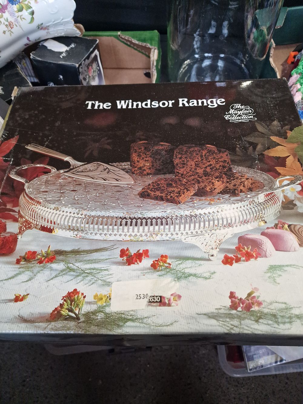 Lot 391: Vintage 'the Windsor range' Mayfair collection