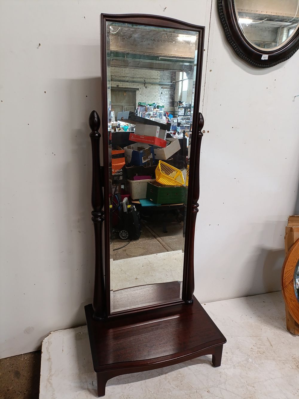 Lot 82: Stag Minstrel Mahogany Cheval floor Mirror Finished In Rosewood Approx 155cm Tall