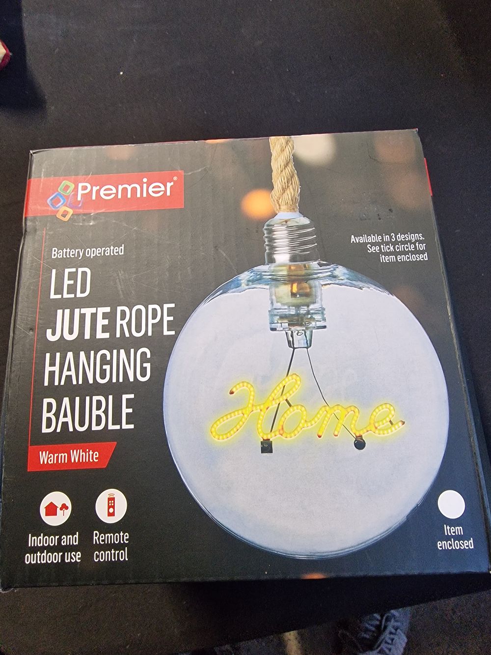 Lot 118: LED hanging bauble warm white